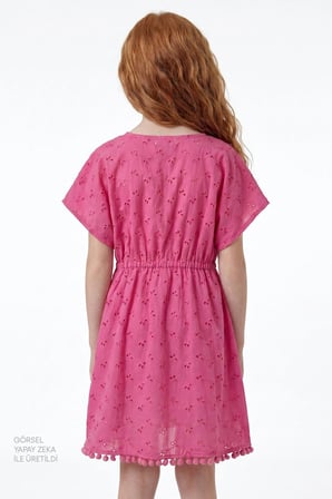 Kız Çocuk Pembe Brode Çiçekli Ponponlu Kaftan