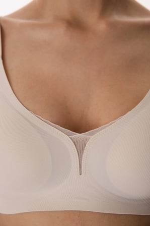 Seramik Bej Invisible Görünmez Lace Dantel Detaylı Balensiz Sütyen