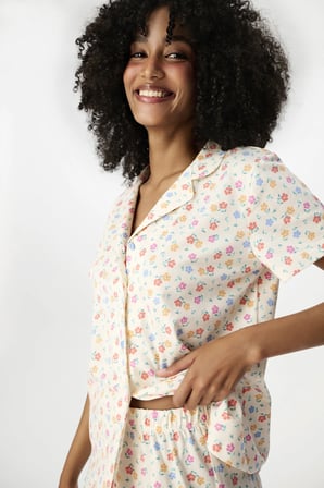 Renkli Floral Whisper Pamuklu Gömlek Şortlu Pijama Takımı
