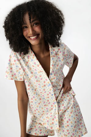 Renkli Floral Whisper Pamuklu Gömlek Şortlu Pijama Takımı