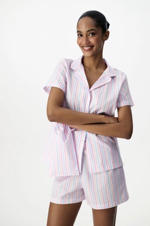 Renkli Travel Çizgili Pamuklu Gömlek Şortlu Pijama Takımı
