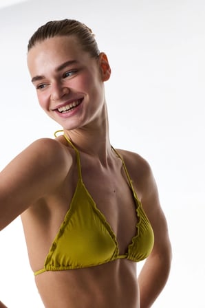 Yeşil Emilia Fırfırlı Üçgen Simli Bikini Üstü