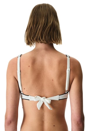 Ekru Nadia Dokulu Bikini Üstü