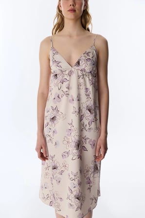 Pastel Bej Petal Saten Çiçekli Gecelik