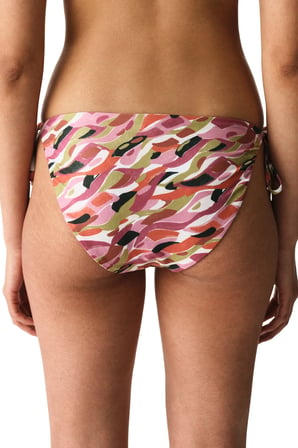 Luz Orta Bel Bikini Altı