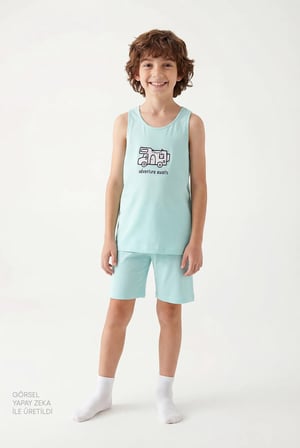 Erkek Çocuk Mint Yesili Adventure Await Kısa Kollu 2'li Pijama Takımı