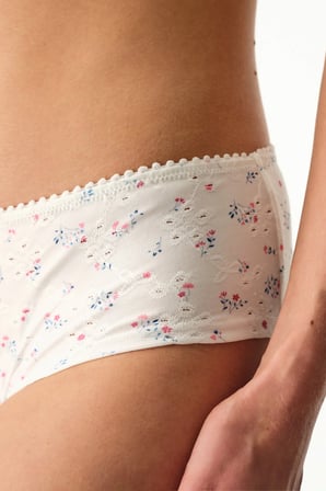 Kırık Beyaz Eyelet Çiçekli Yüksek Bel Boyshort Külot