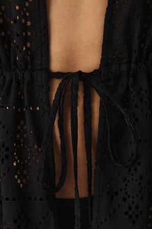 Si̇yah Jasmine Etnik Desenli Dantelli Uzun Kollu Kimono