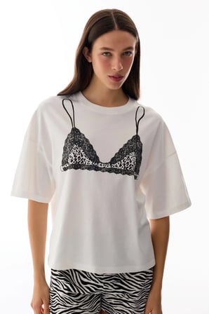 Kar Beyaz Dantel Desenli Kısa Kollu Tişört Pijama Üstü