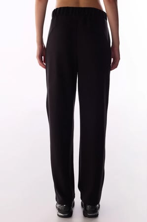 Siyah İpeksi Dokunuş Silky Touch Dar Paça Pantolon