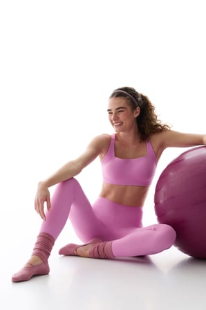 Pembe Stretch360 Orta Destek Çapraz Sırt Detaylı Kaydırmaz Askılı Cross Back Spor Sütyeni