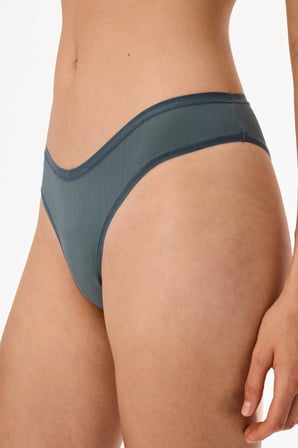 Gri Essentials V Kesim Brazilian Külot
