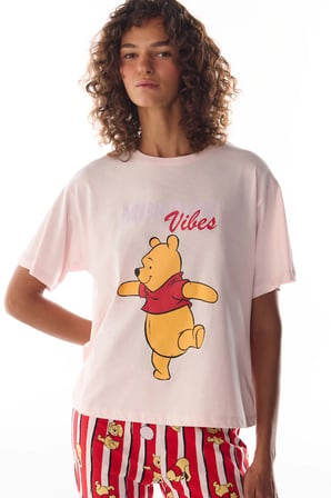 Pembe Monday Vibes Ayı Desenli Pantolon Kısa Kollu Pijama Takımı