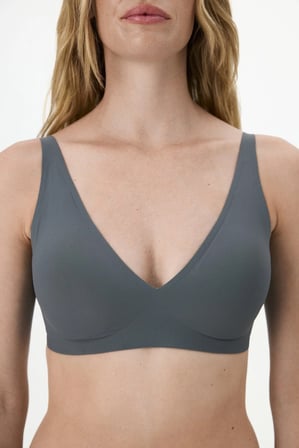 İz Bırakmaz Gri Fit Decolette Pedli Sütyen