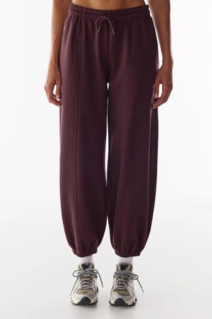 Koyu Bordo Yarım Fermuarlı Şardonlu Sweatshirt