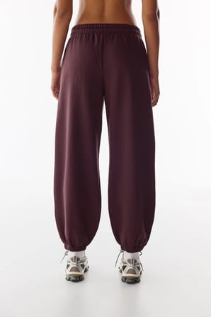 Koyu Bordo Yarım Fermuarlı Şardonlu Sweatshirt