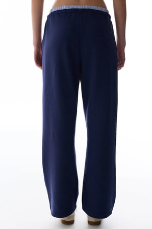 Lacivert Katmanlı Geniş Paça Pantolon