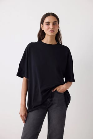 Siyah Bisiklet Yaka Oversize Pamuklu Tişört