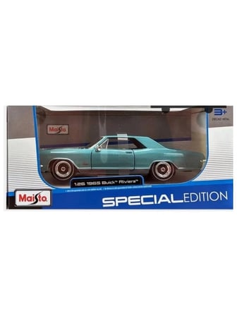 Maisto 1965 Buick Riviera 1/26 Model Araba Diecast Model Araba Yeşil
