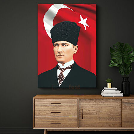 Türk Bayrağı Önünde Atatürk - Kalpak ve Resmi Kıyafet Kanvas Tablo