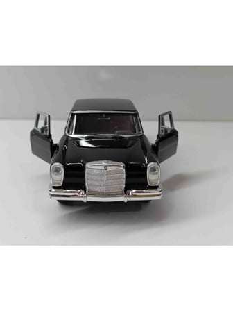  Welly 1:32 Ölçek Mercedes Benz 600 Çek Bırak Metal Araba Siyah