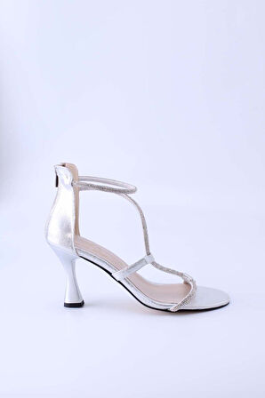 Kadın Klasik Topuklu Ayakkabı 4950