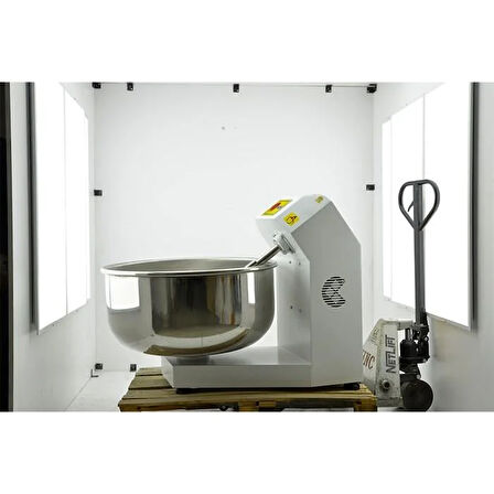 Hnc  Klasik Model 100 kg Hamur Yoğurma Makinesi 380 V