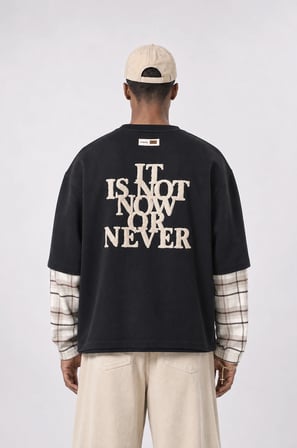 Erkek Now Or Never Nakışlı Double Sleeve Oversize Sweatshirt Siyah