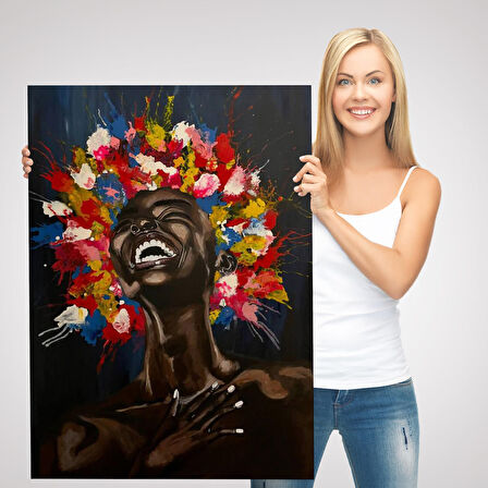 Yağlıboya Görünümlü Renkli Saçlı Gülen Siyahi Kadın Tablosu-6367