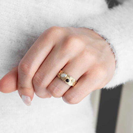 14 Ayar Altın Antik Desenli Yüzük