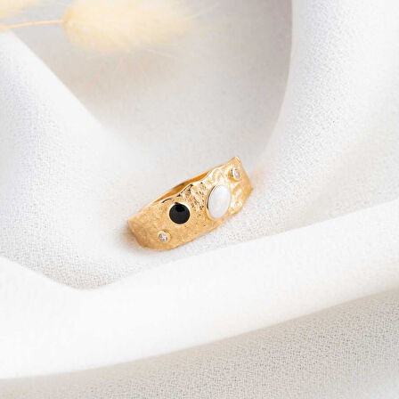 14 Ayar Altın Antik Desenli Yüzük