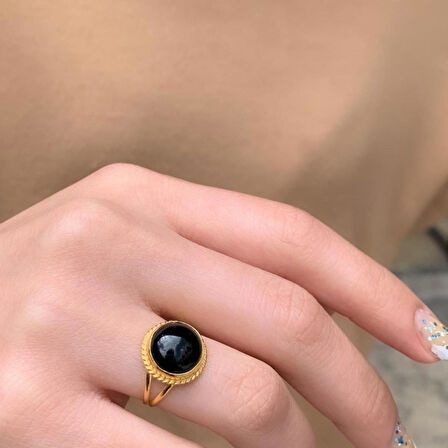 Kadın 14 Ayar Altın Oval Onix Meftüllü Yüzük