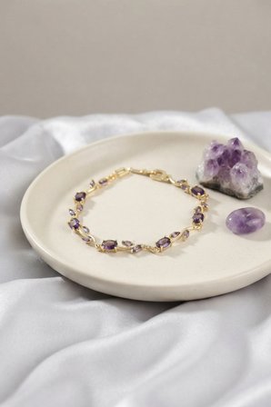 Pirinç Gold Renk Mor Zirkon Taşlı Çiçek Model Kadın Bileklik