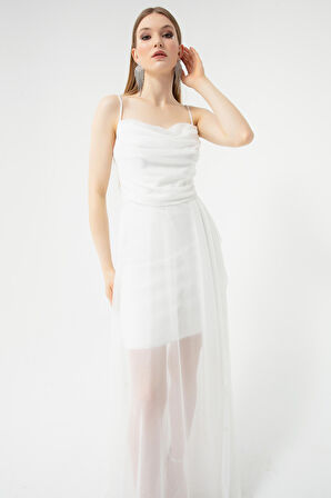 Kadın Beyaz Göğüs Drapeli Volanlı Simli Abiye