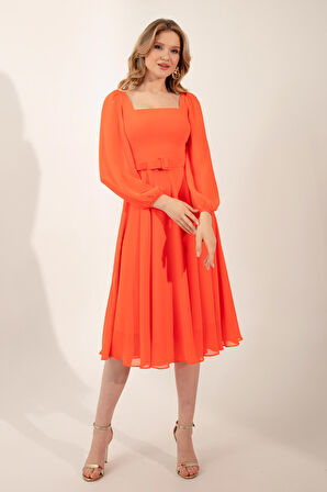 Kadın Turuncu Kare Yaka Kemerli Midi Şifon Abiye Elbise