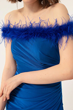 Kadın Saks Otrişli Kayık Yaka Yırtmaçlı Uzun Abiye Elbise