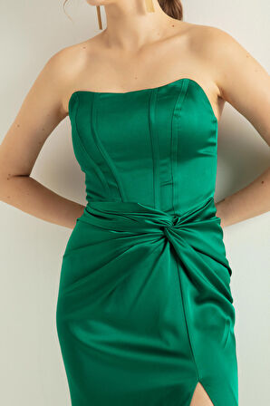 Kadın Zümrüt Yeşili Kruvaze Astarlı Dokuma Korse Detaylı Saten Uzun Abiye Elbise