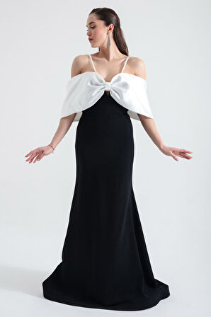 Kadın Siyah Göğsü Fiyonklu İp Askılı Uzun Abiye Elbise