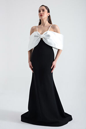 Kadın Siyah Göğsü Fiyonklu İp Askılı Uzun Abiye Elbise