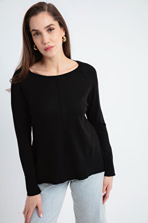 Kadın Siyah Kayık Yaka Yanları Yırtmaçlı Triko Kazak