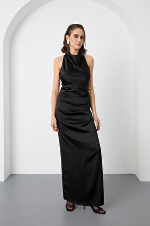 Kadın Siyah Sırt Dekolteli Uzun Saten Abiye Elbise