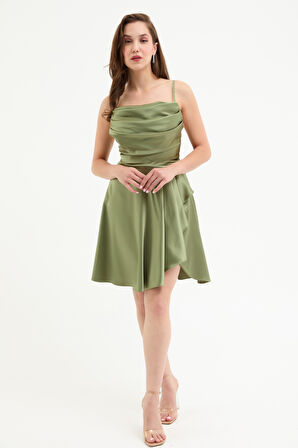 Kadın Haki Volanlı Yırtmaçlı Kısa Saten Abiye & Mezuniyet Elbisesi