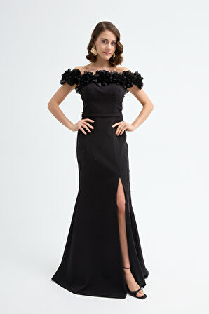 Kadın Siyah Çiçek Detay Yırtmaçlı Uzun Abiye Elbise