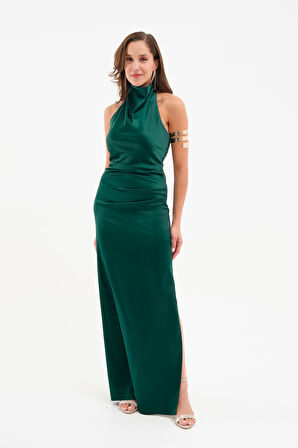 Kadın Zümrüt Yeşili Sırt Dekolteli Uzun Saten Abiye Elbise