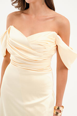 Kadın Sarı Kayık Yaka Yırtmaçlı Söz Nişan Nikah Abiye Elbise