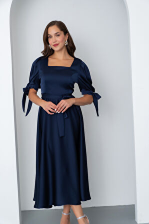 Kadın Lacivert Fiyonk Detay Midi Elbise