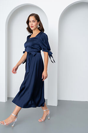 Kadın Lacivert Fiyonk Detay Midi Elbise