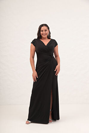 Kadın Siyah Kruvaze Yaka Boncuklu Büyük Beden Uzun Abiye Elbise