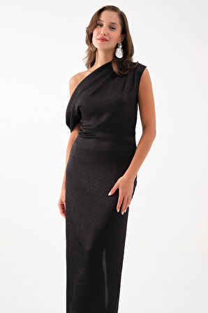 Kadın Siyah Degaje Yaka Desenli Midi Elbise