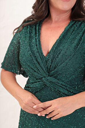 Kadın Zümrüt Yeşili V Yaka Kısa Kol Boncuk İşlemeli Büyük Beden Abiye Elbise